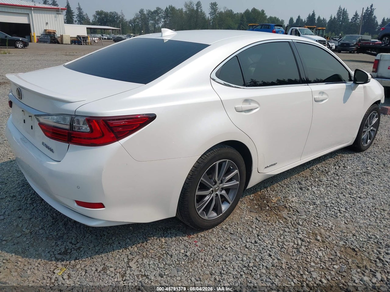 2018 LEXUS ES 300H · 4/11