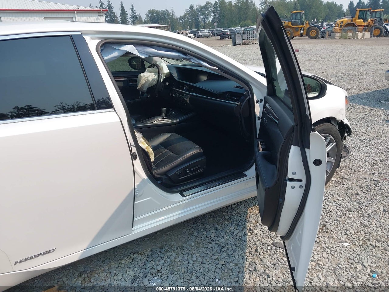 2018 LEXUS ES 300H · 5/11