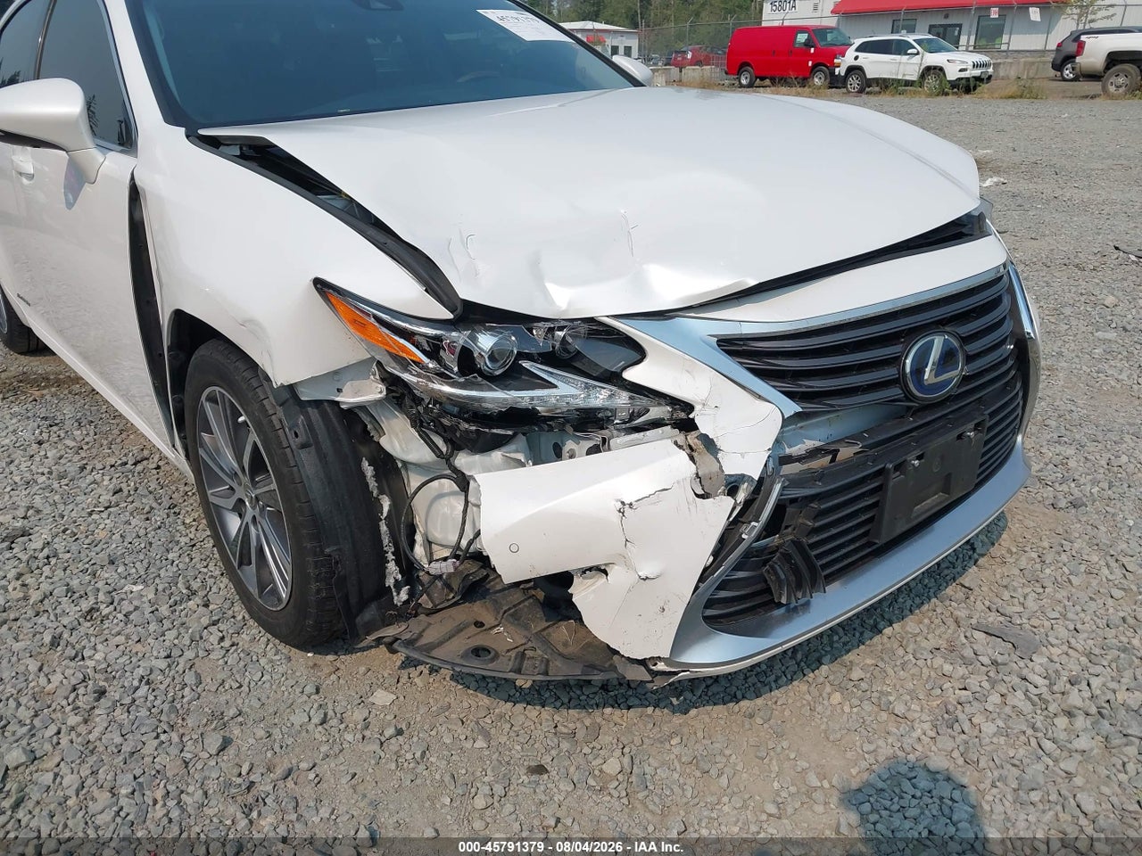 2018 LEXUS ES 300H · 6/11