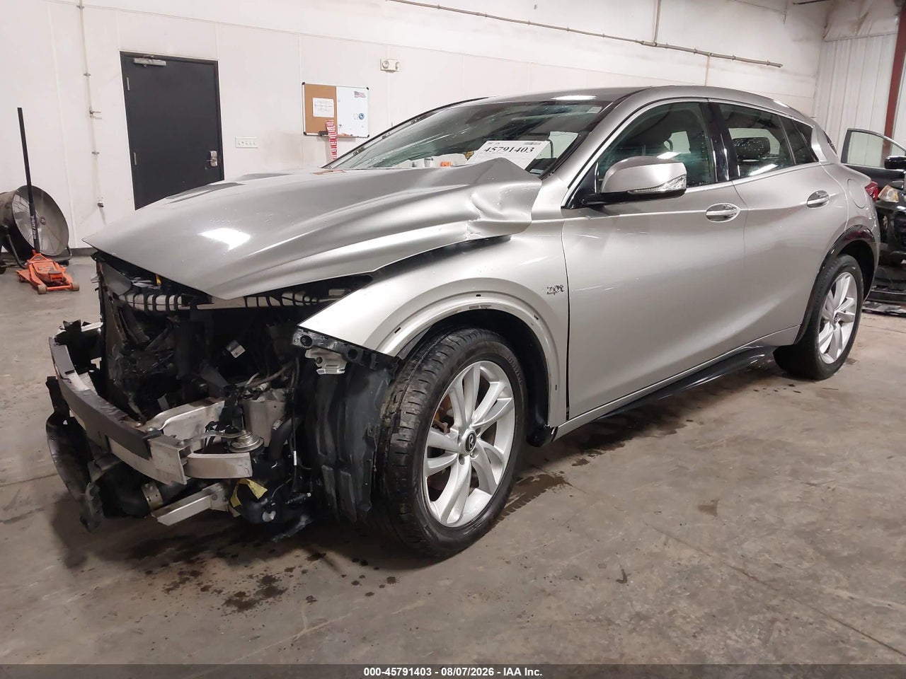 2018 INFINITI QX30 PURE · 2/11