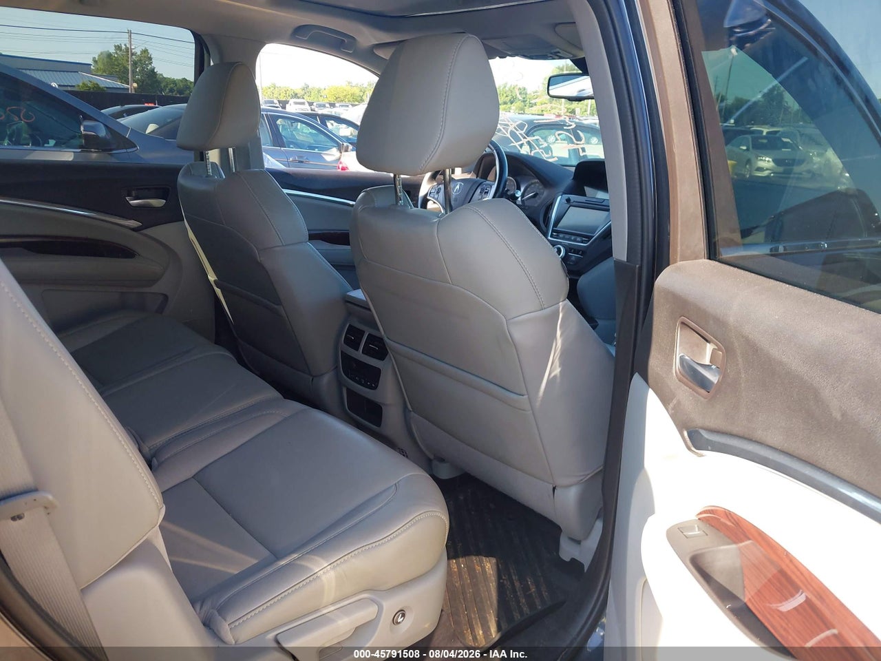 5FRYD4H49FB****** · 2015 ACURA MDX TECHNOLOGY PACKAGE · 8/11