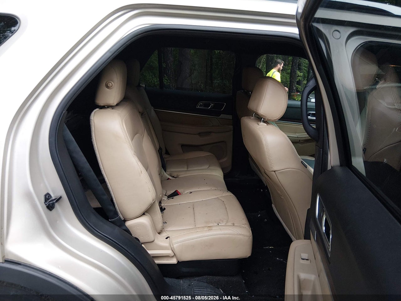 1FM5K7FH3HG****** · 2017 FORD EXPLORER LIMITED · 8/11