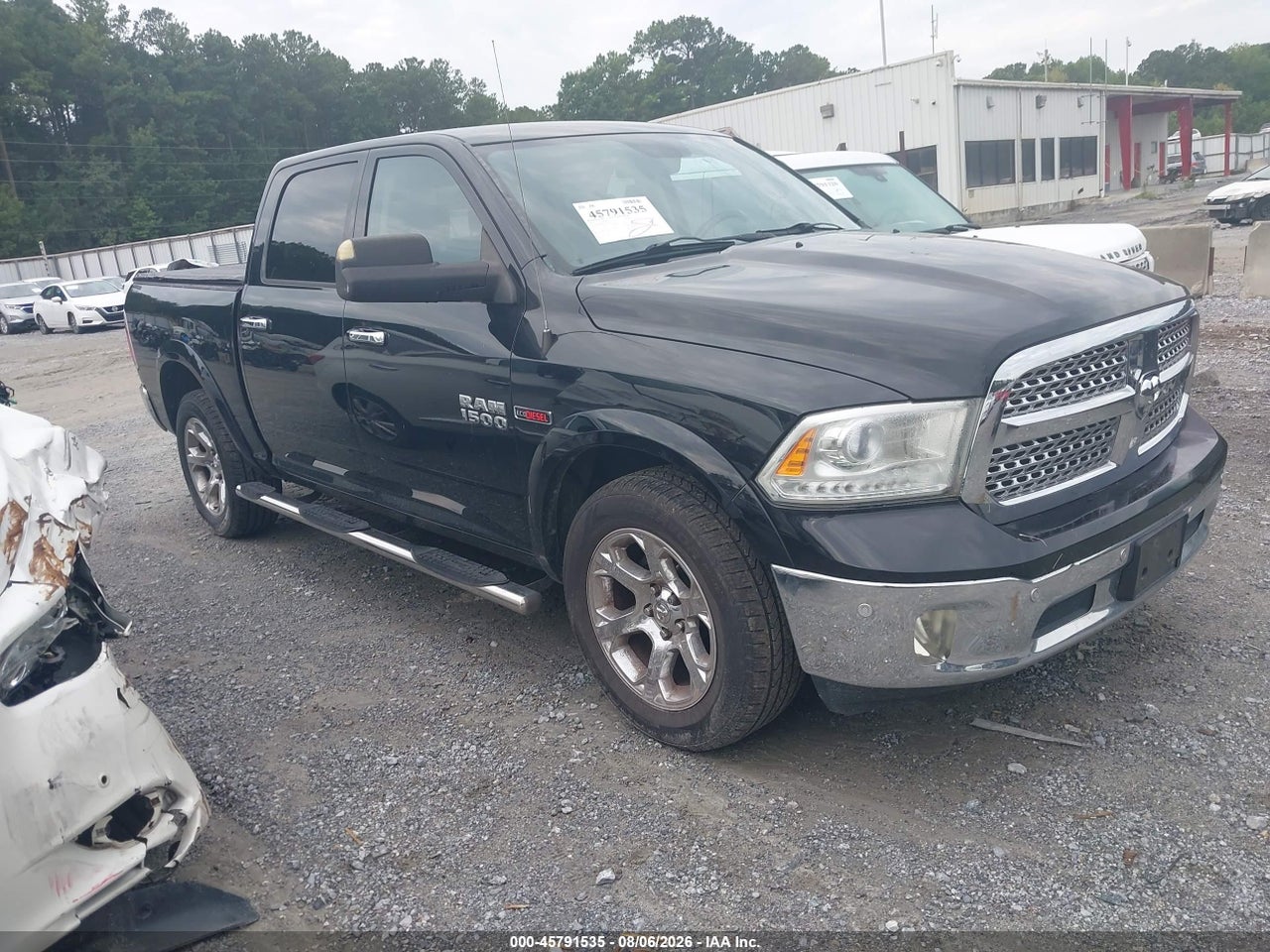 1C6RR6NM3FS****** · 2015 RAM 1500 LARAMIE