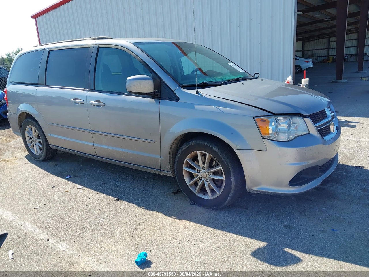 2C4RDGCGXGR****** · 2016 DODGE GRAND CARAVAN SXT