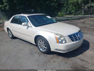 2011 CADILLAC DTS LUXURY COLLECTION