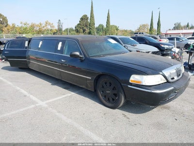 2006 LINCOLN TOWN CAR EXECUTIVE