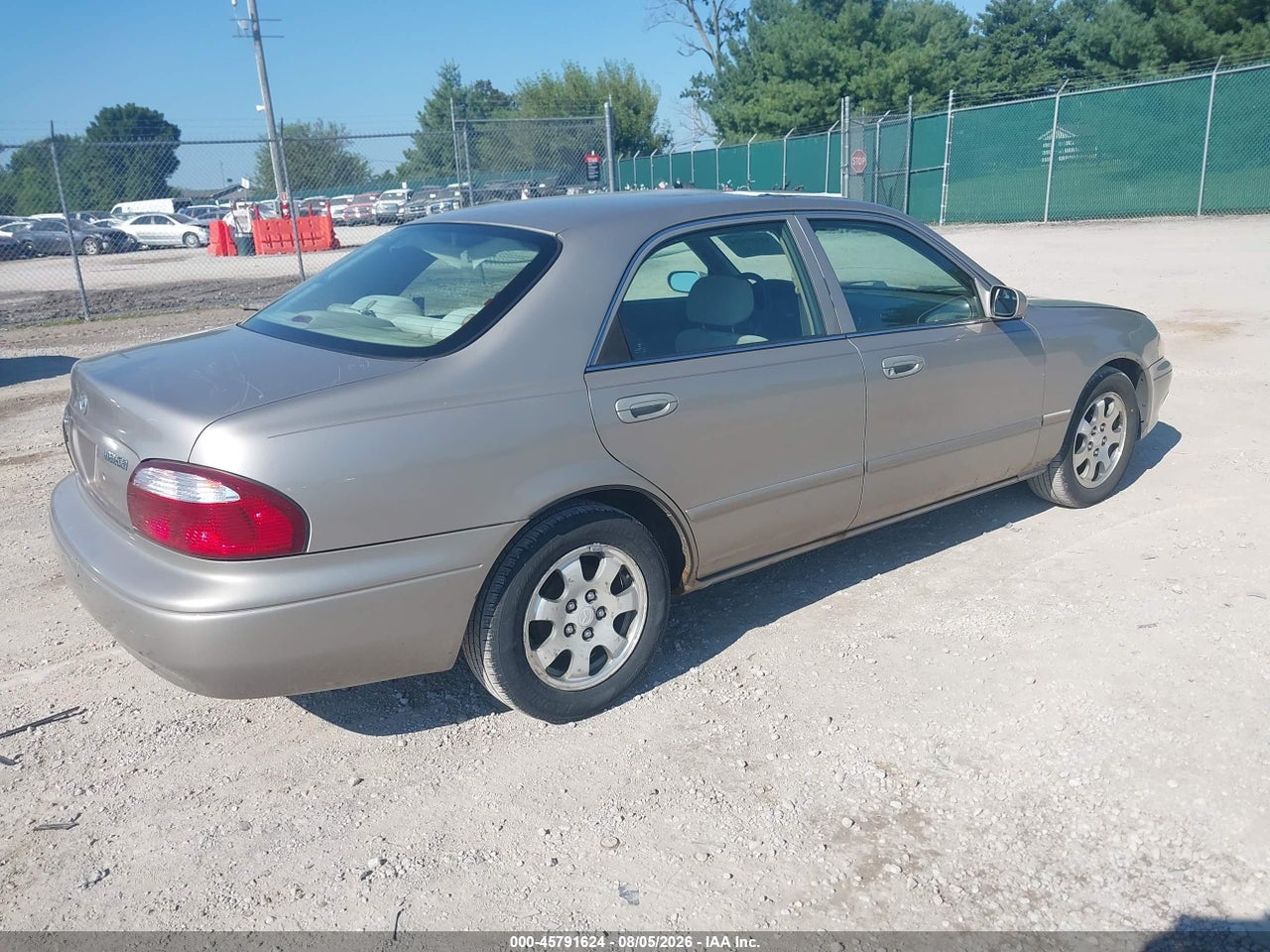 2002 MAZDA 626 LX · 4/11