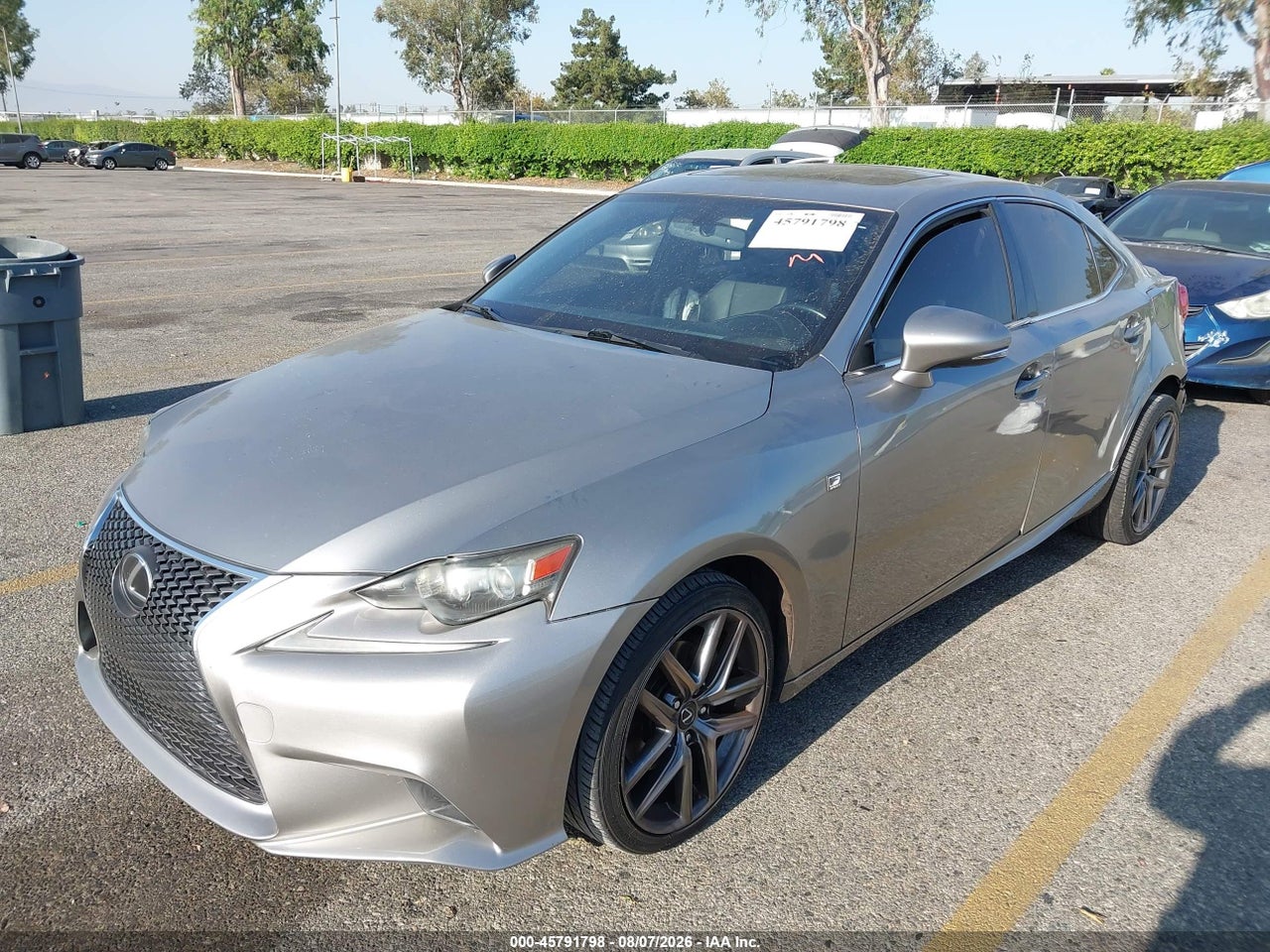 2015 LEXUS IS 250 · 2/10