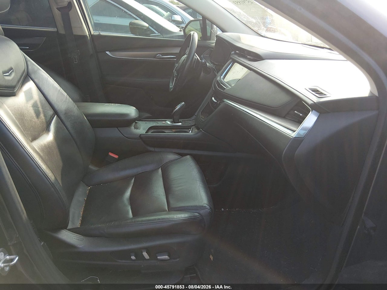 2017 CADILLAC XT5 LUXURY · 5/11