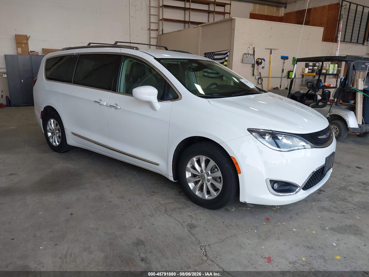 2C4RC1BG1KR****** · 2019 CHRYSLER PACIFICA TOURING L