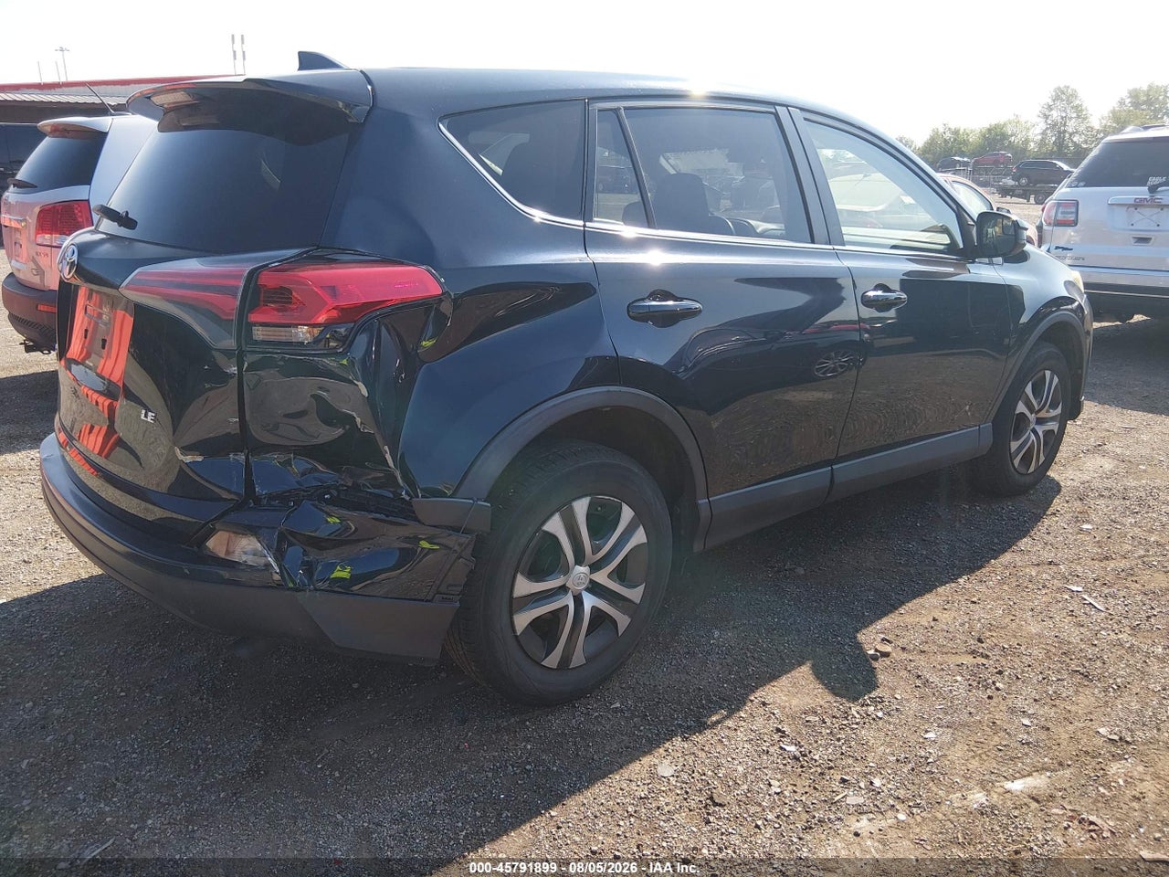 2017 TOYOTA RAV4 LE · 4/11