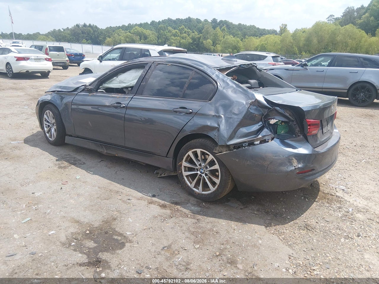 2017 BMW 320I · 3/10