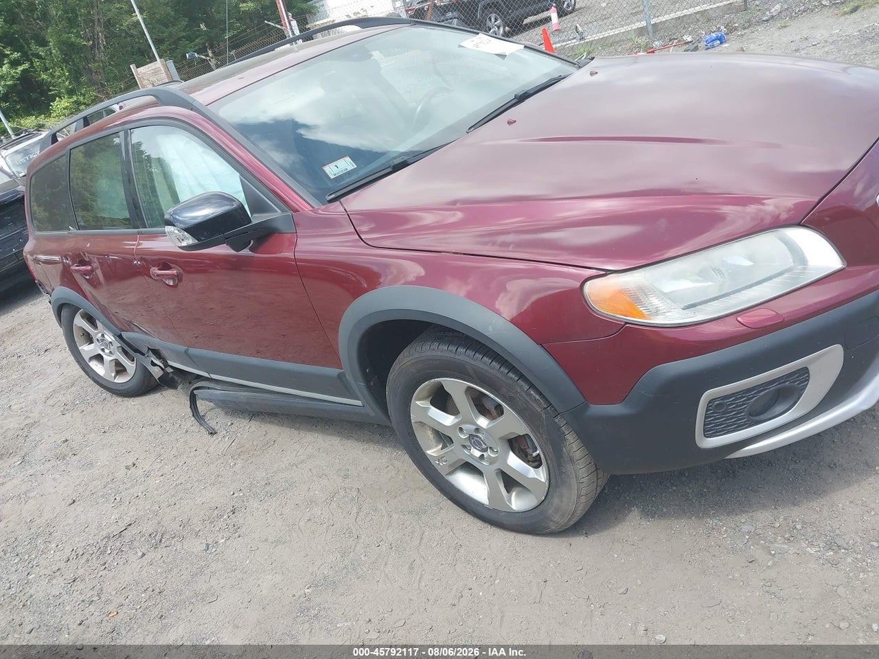 YV4BZ982281****** · 2008 VOLVO XC70 3.2