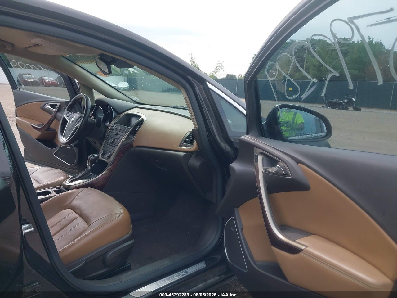2012 BUICK VERANO LEATHER GROUP · 5/11