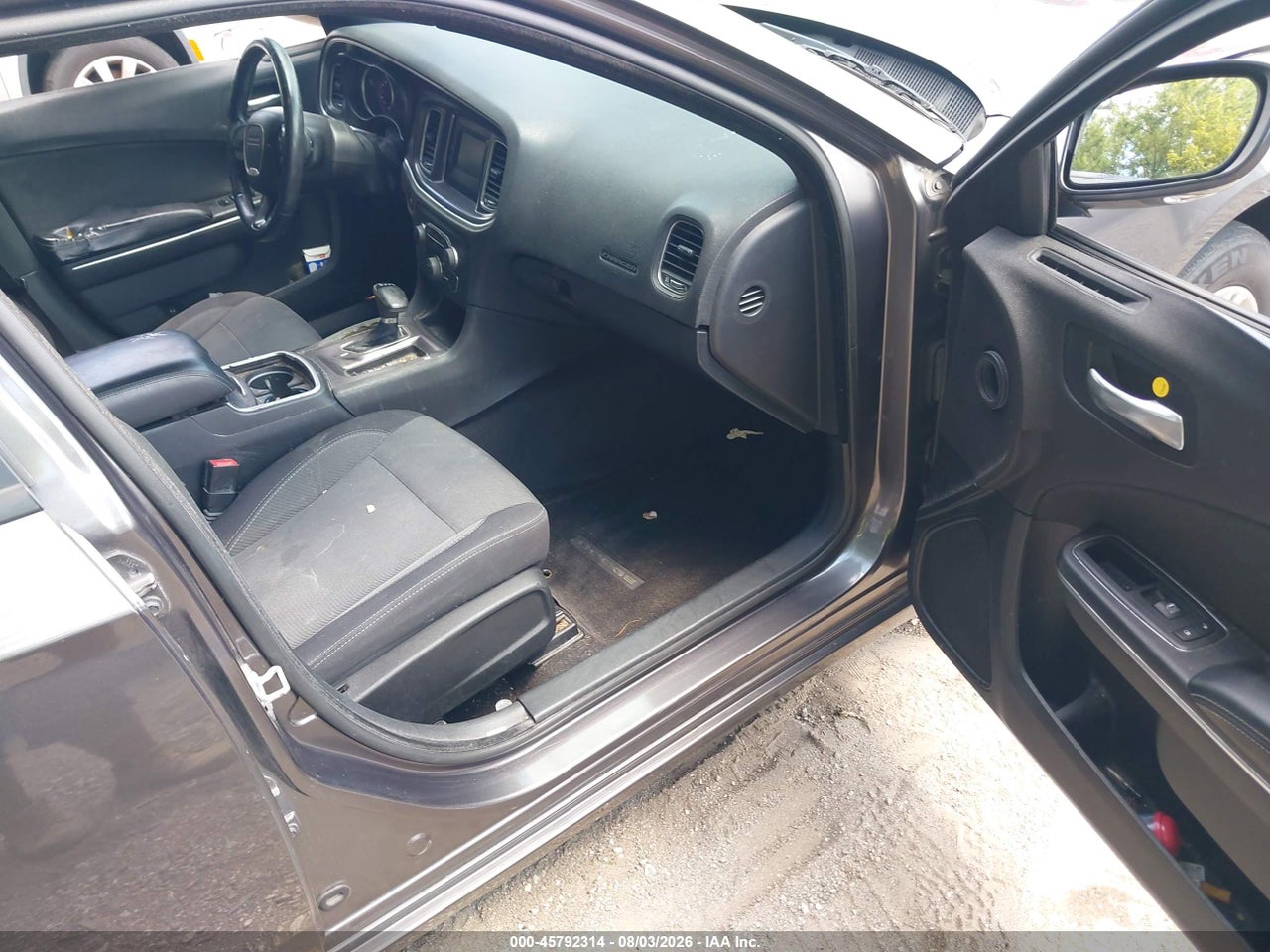 2015 DODGE CHARGER SE · 5/11