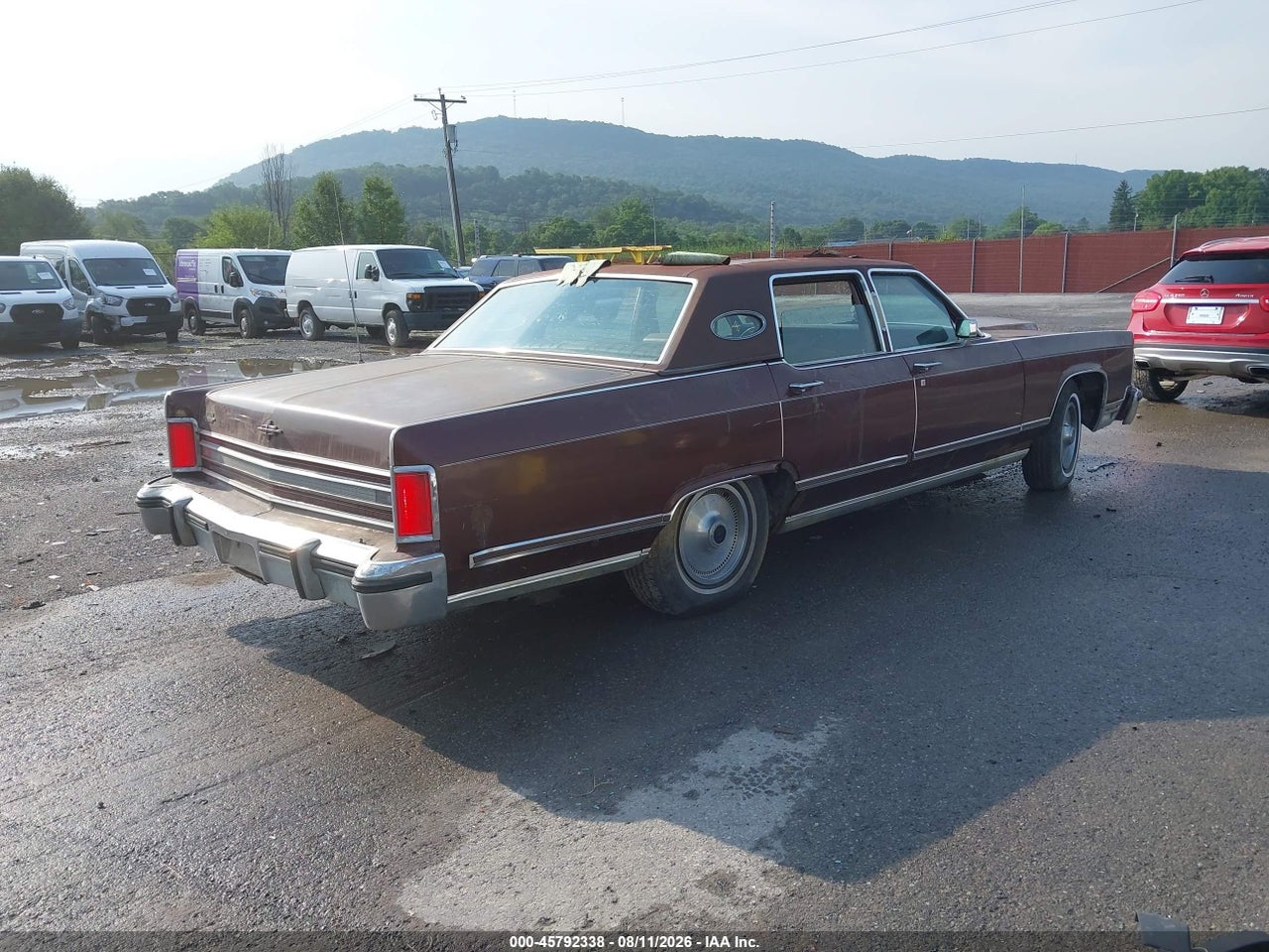 1979 LINCOLN CONTINENTAL · 4/11