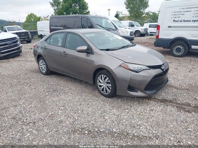 2017 TOYOTA COROLLA LE