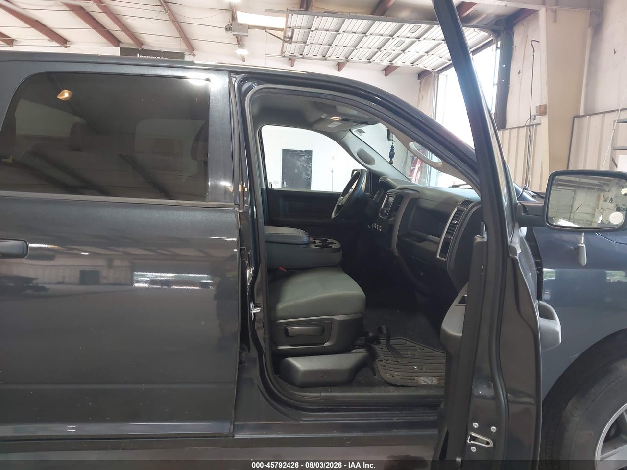 2018 RAM 1500 EXPRESS  4X4 5'7 BOX · 5/11