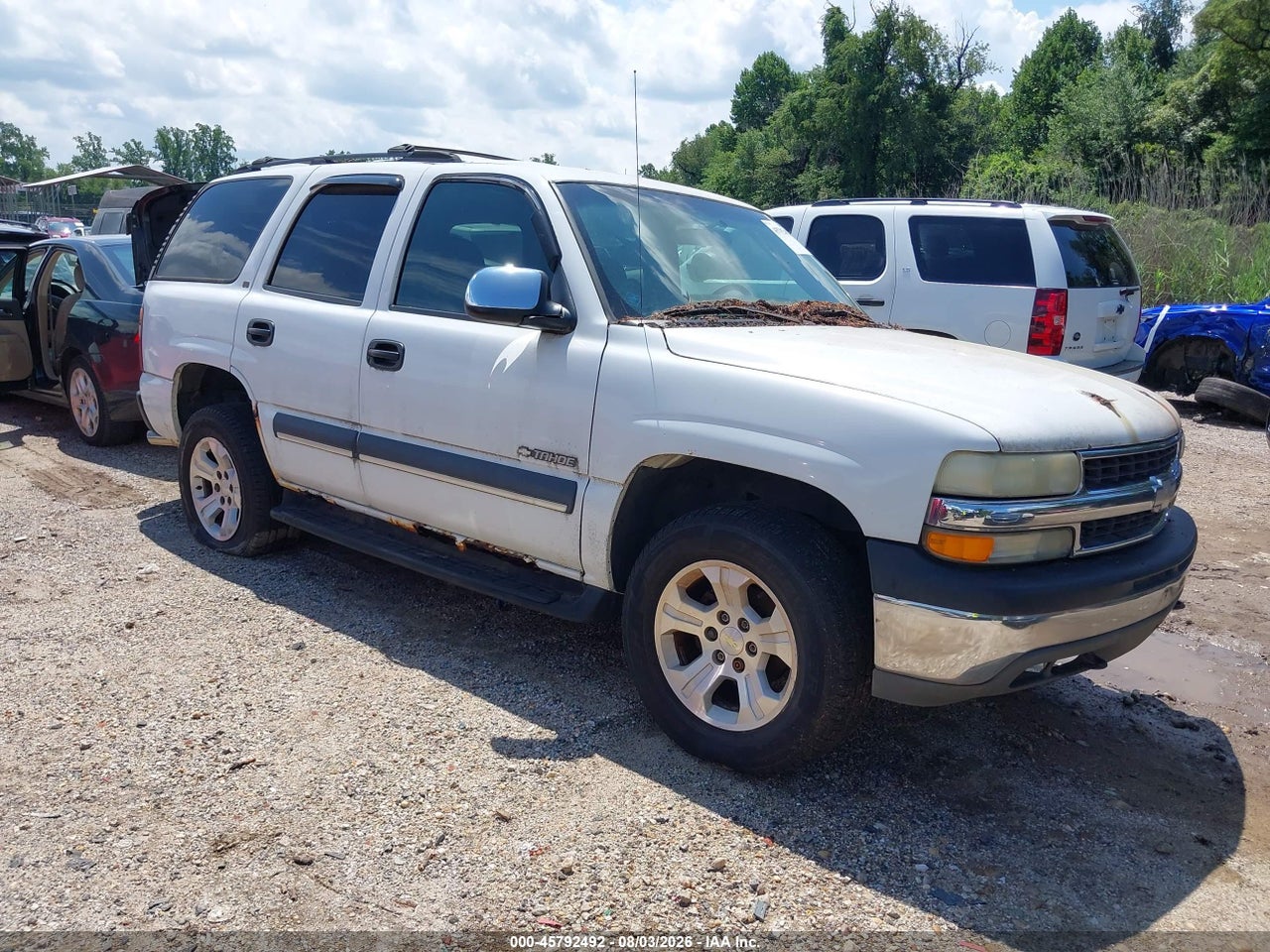 1GNEK13V52J****** · 2002 CHEVROLET TAHOE LS