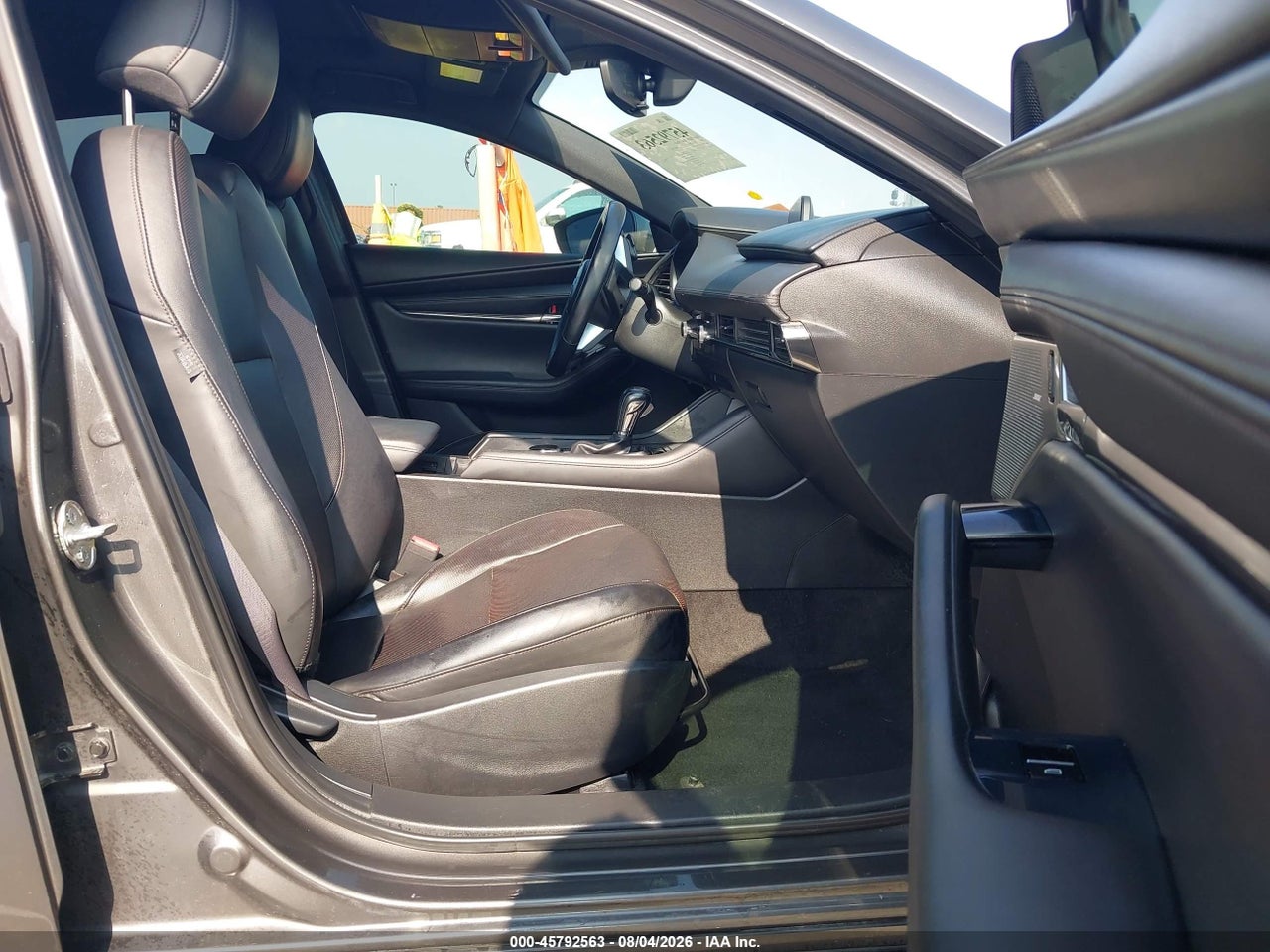 2019 MAZDA MAZDA3 PREMIUM PACKAGE · 5/11