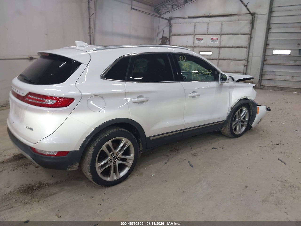 2015 LINCOLN MKC · 4/11