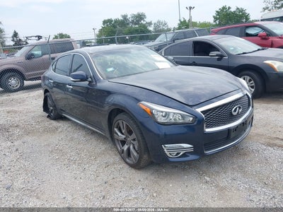 2016 INFINITI Q70L 3.7X