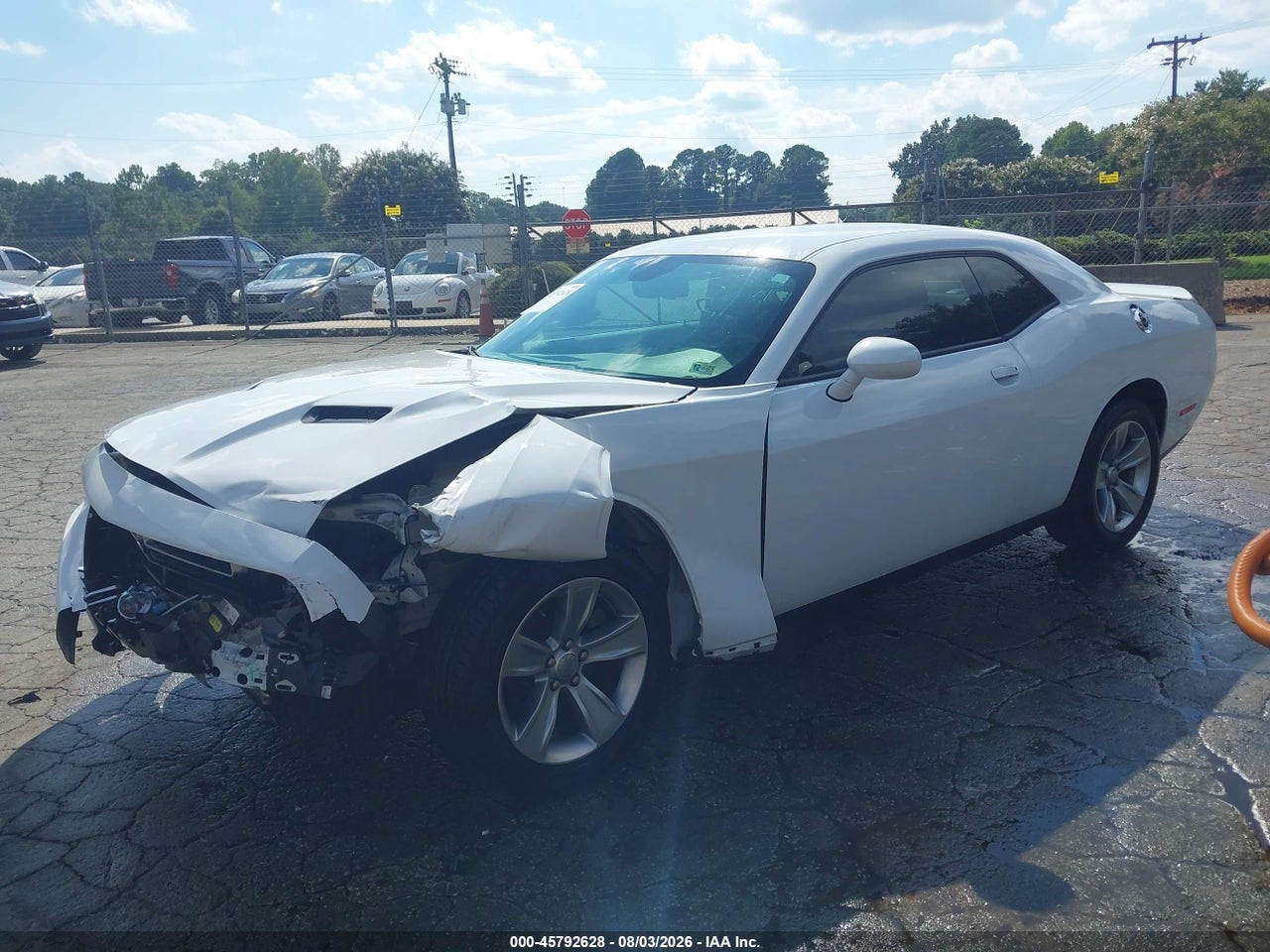 2019 DODGE CHALLENGER SXT · 2/10