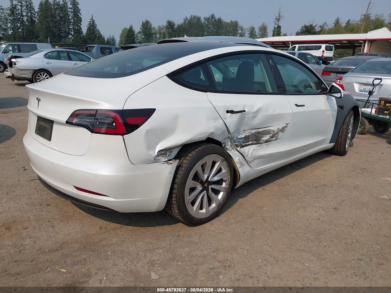 2022 TESLA MODEL 3 REAR-WHEEL DRIVE · 4/11