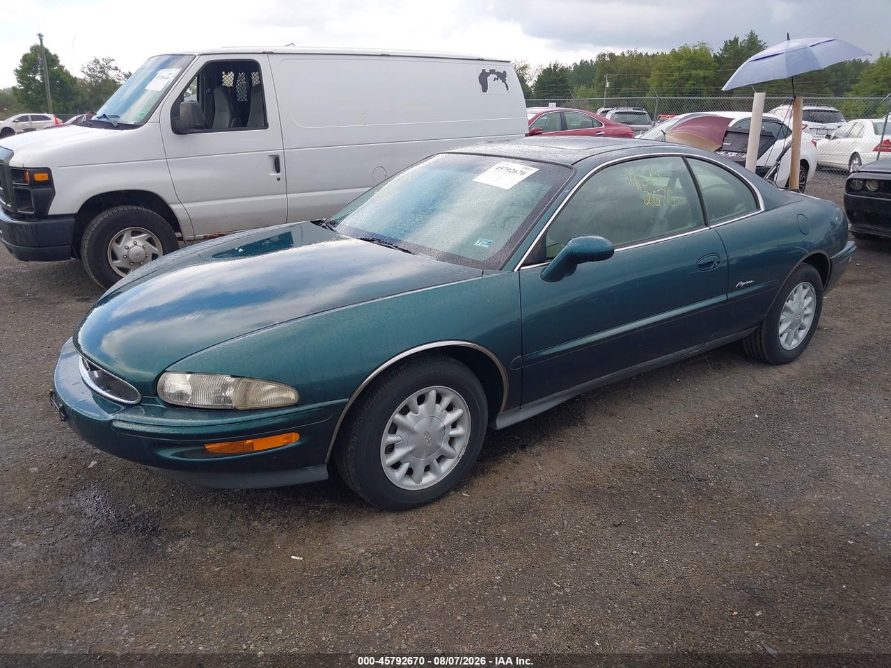 1997 BUICK RIVIERA   · 2/11