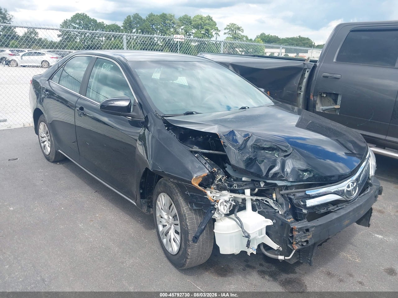 4T1BF1FK7EU****** · 2014 TOYOTA CAMRY LE