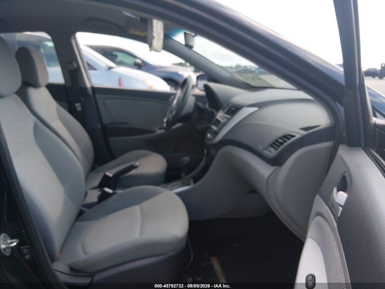2012 HYUNDAI ACCENT GS · 5/11