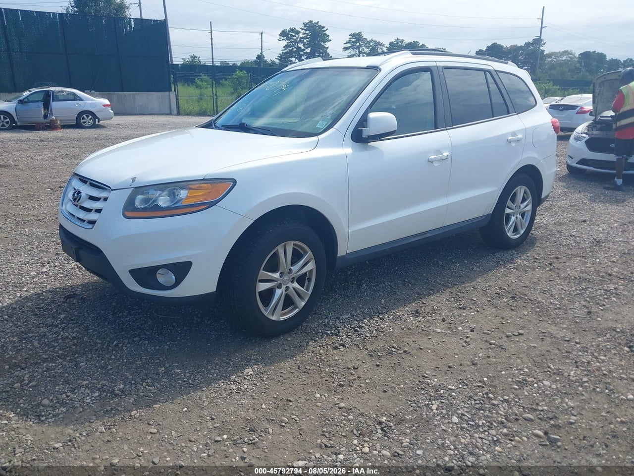 2011 HYUNDAI SANTA FE SE · 2/11