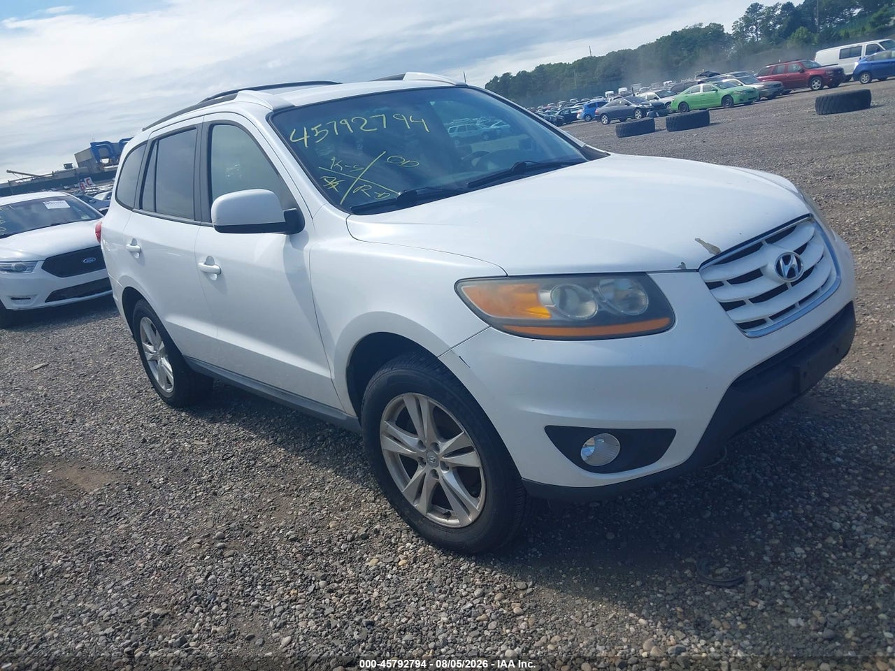 5XYZH4AG6BG****** · 2011 HYUNDAI SANTA FE SE