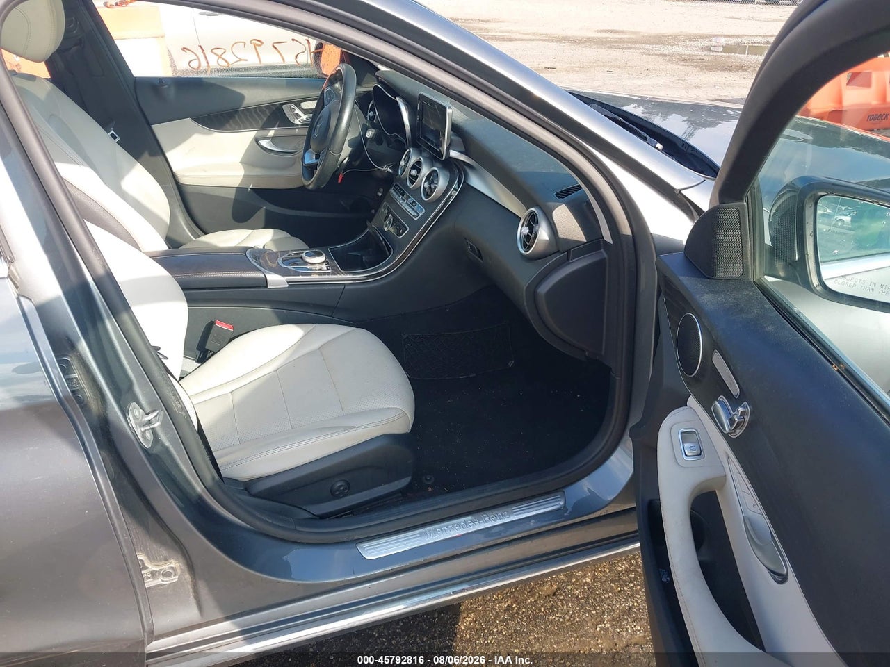 2017 MERCEDES-BENZ C 300 4MATIC · 5/11