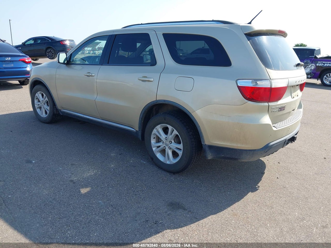 2011 DODGE DURANGO CREW · 3/11