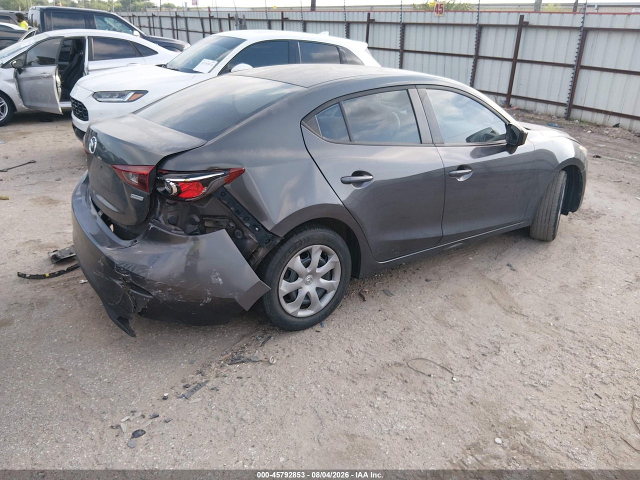 2014 MAZDA MAZDA3 I SPORT · 4/11