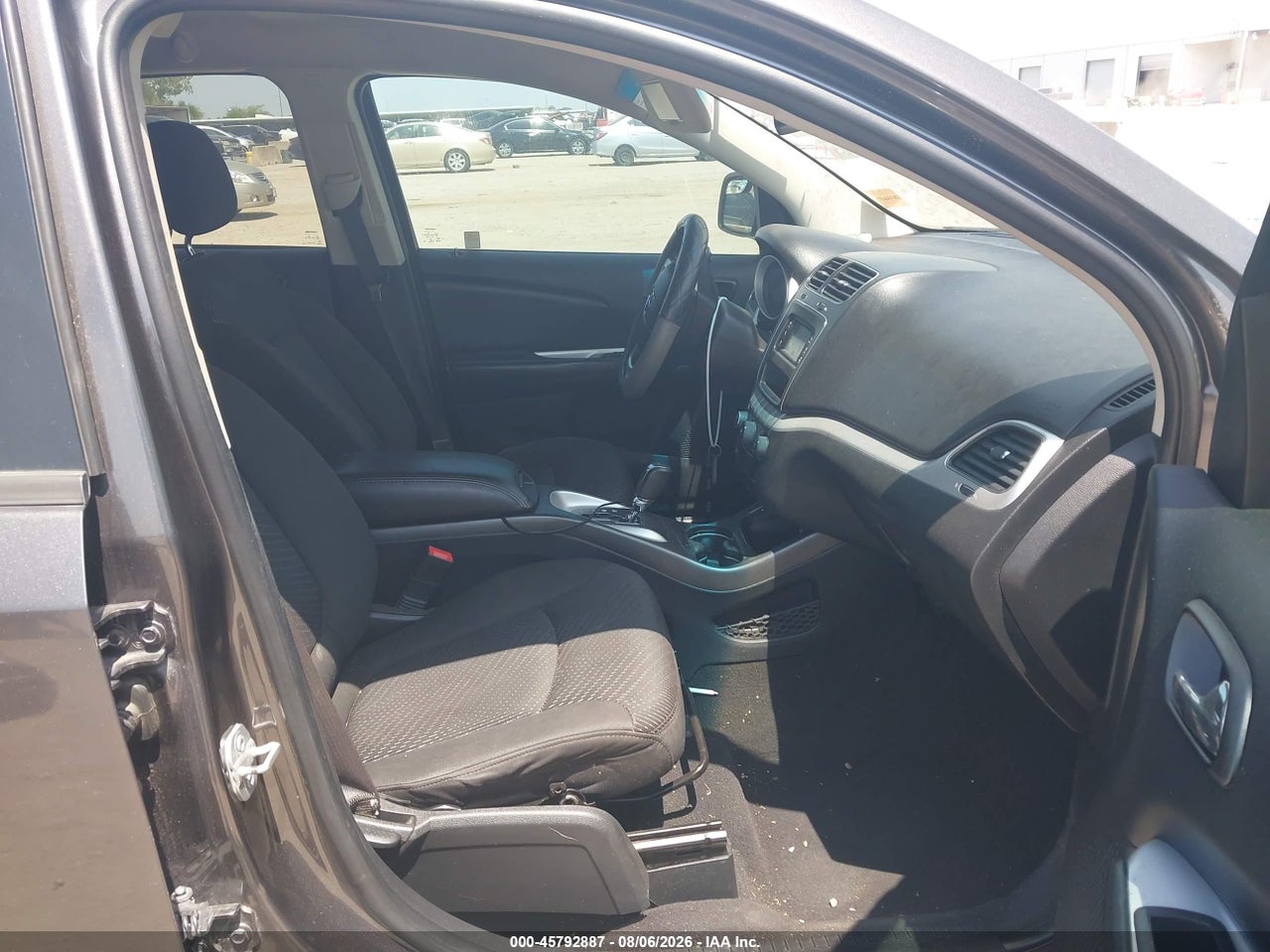 2016 DODGE JOURNEY SE · 5/11