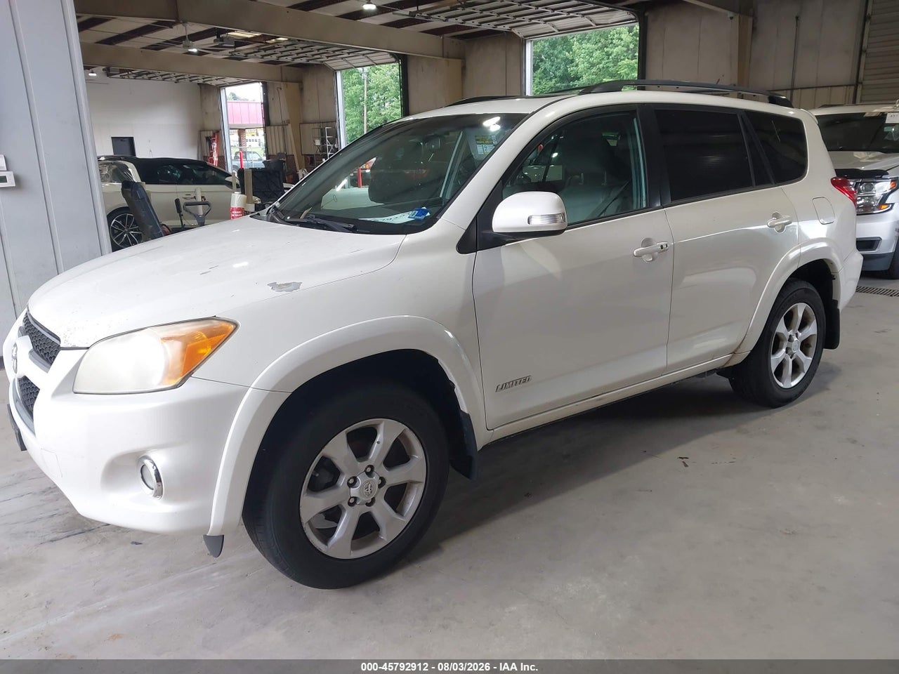 2012 TOYOTA RAV4 LIMITED · 2/11