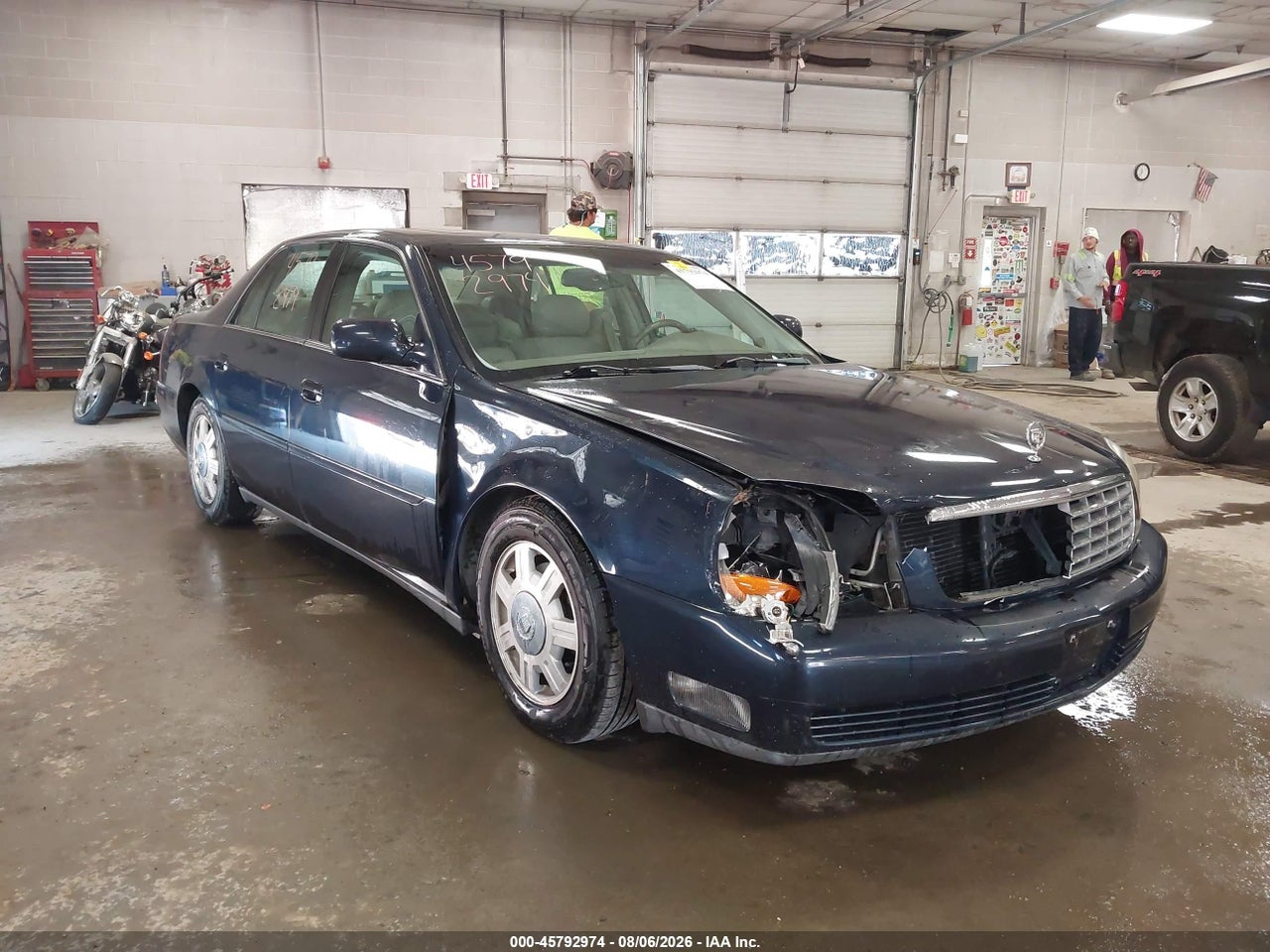 2005 CADILLAC DEVILLE
