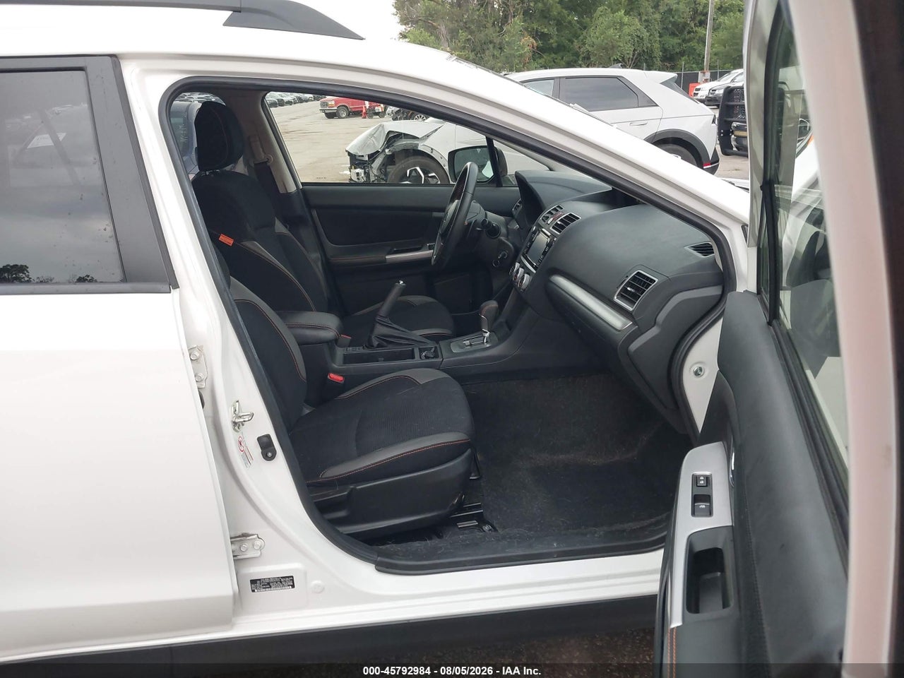 2017 SUBARU CROSSTREK 2.0I PREMIUM · 5/11