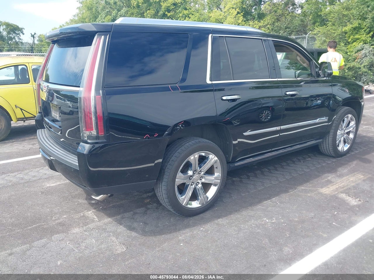 2016 CADILLAC ESCALADE PLATINUM · 4/11