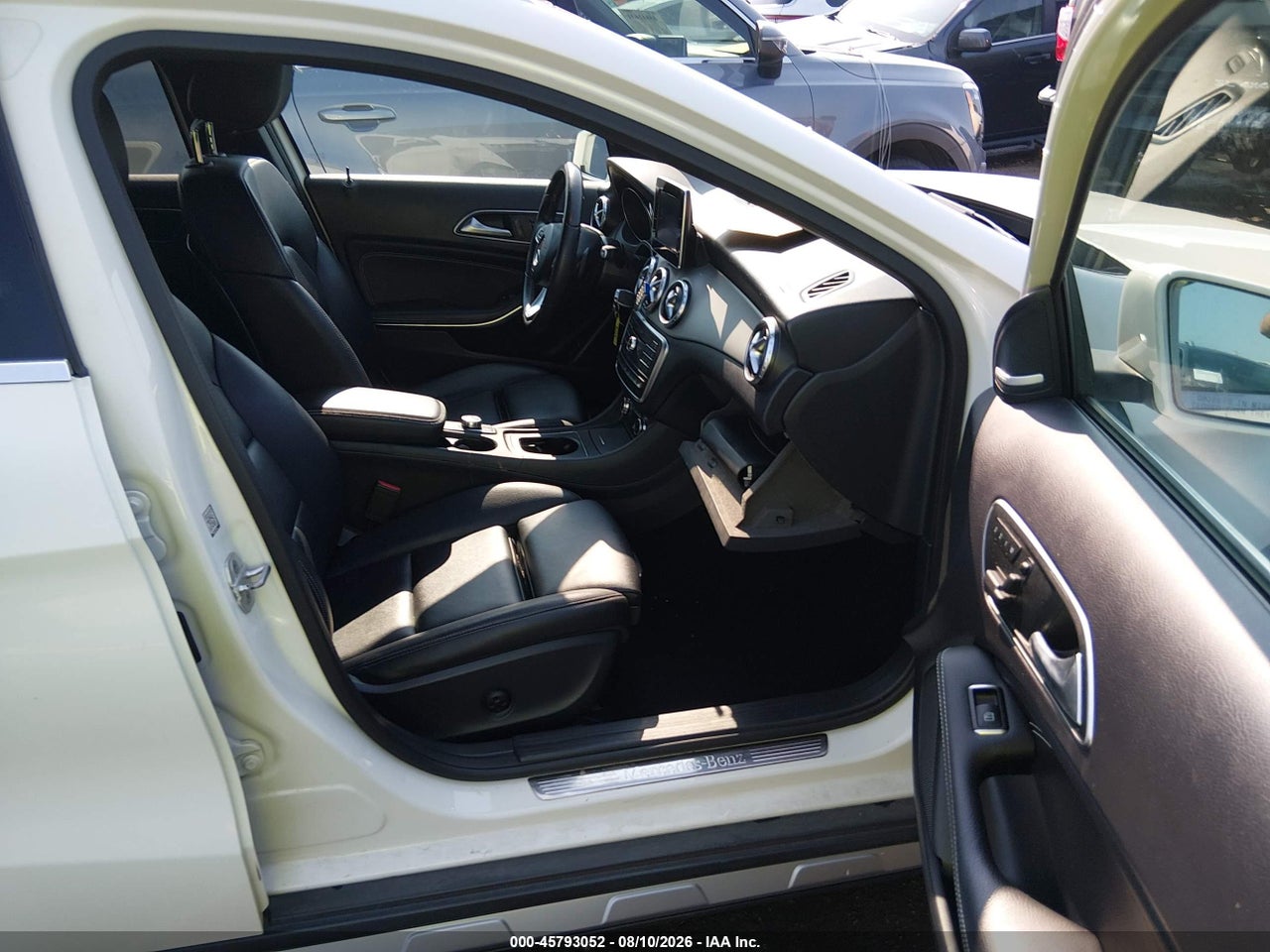 2017 MERCEDES-BENZ GLA 250 4MATIC · 5/11