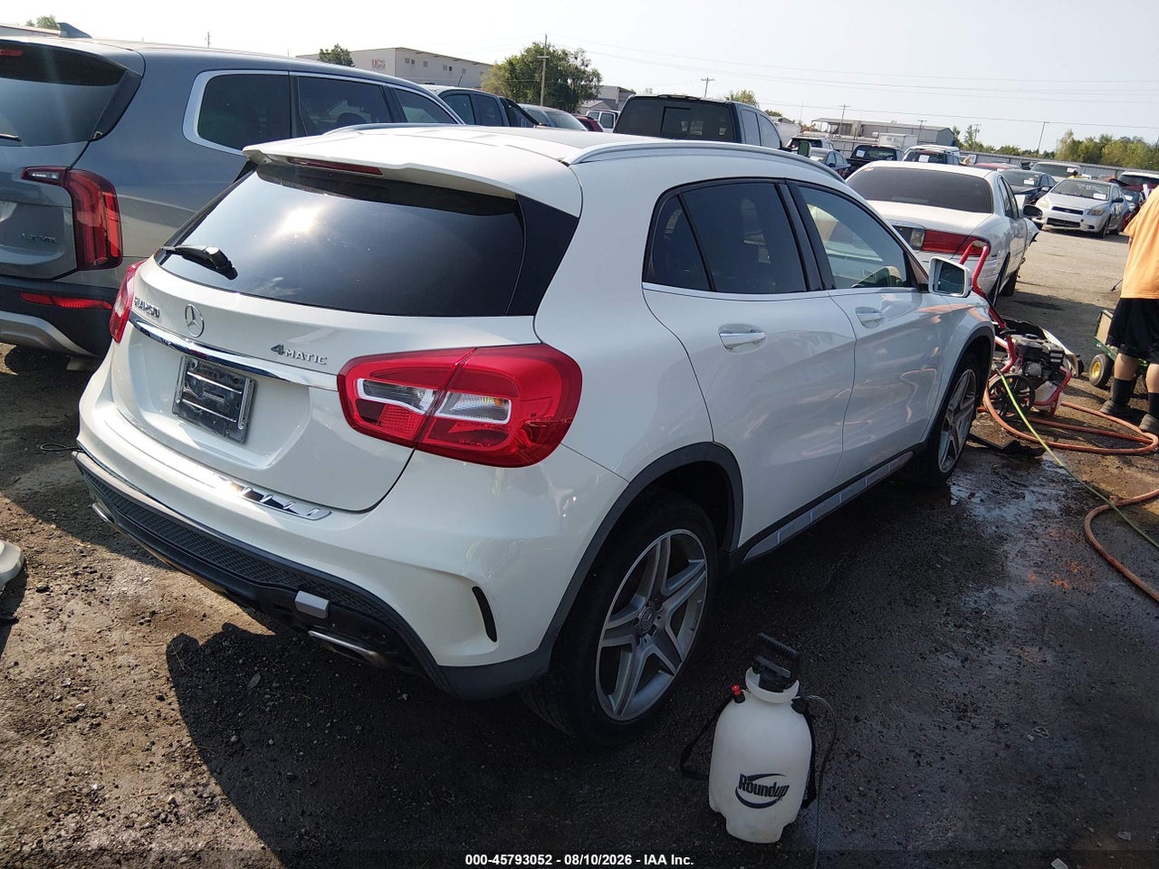 2017 MERCEDES-BENZ GLA 250 4MATIC · 4/11
