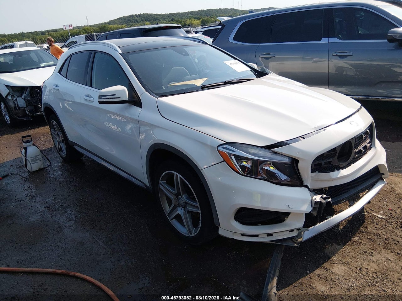WDCTG4GB2HJ****** · 2017 MERCEDES-BENZ GLA 250 4MATIC