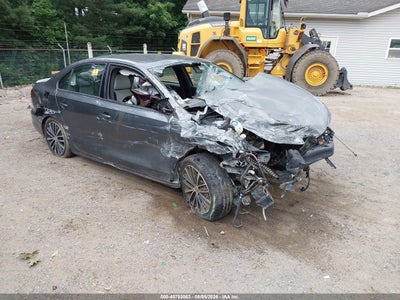 3VWD17AJ6GM****** · 2016 VOLKSWAGEN JETTA 1.8T SPORT