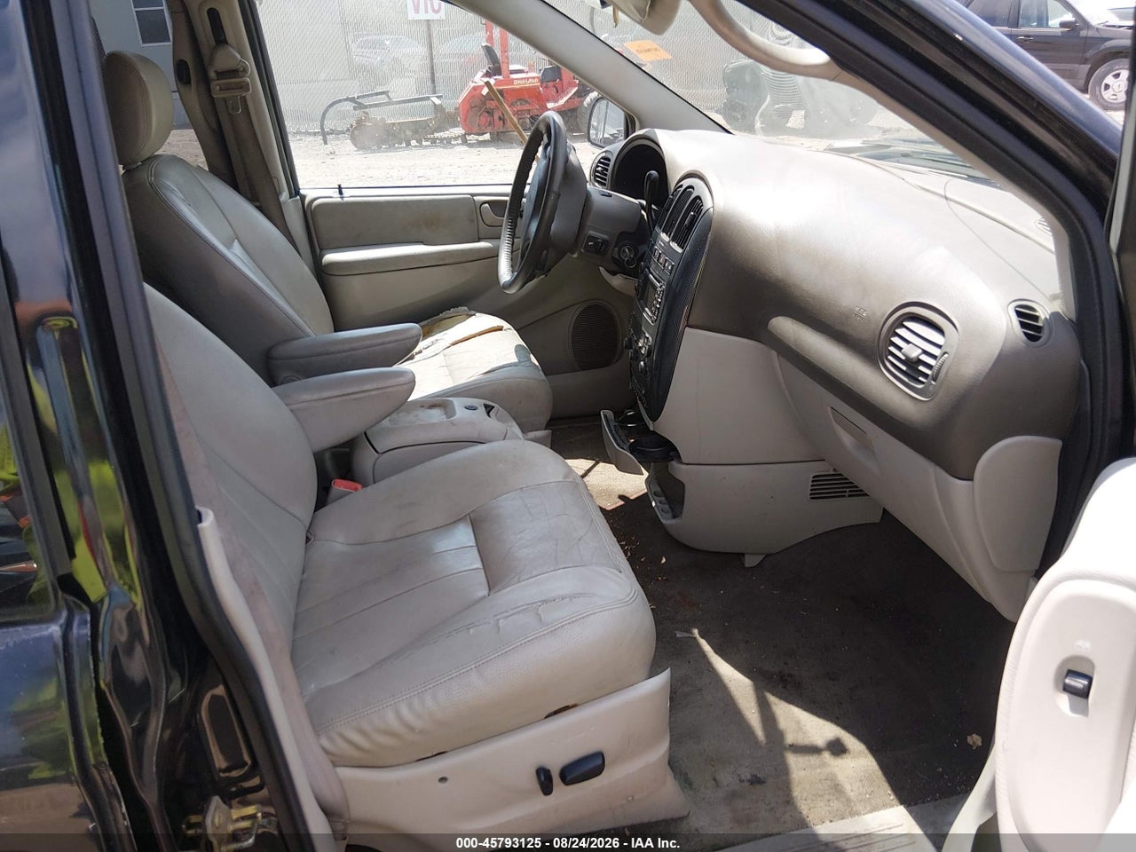 2005 DODGE GRAND CARAVAN SXT · 5/11