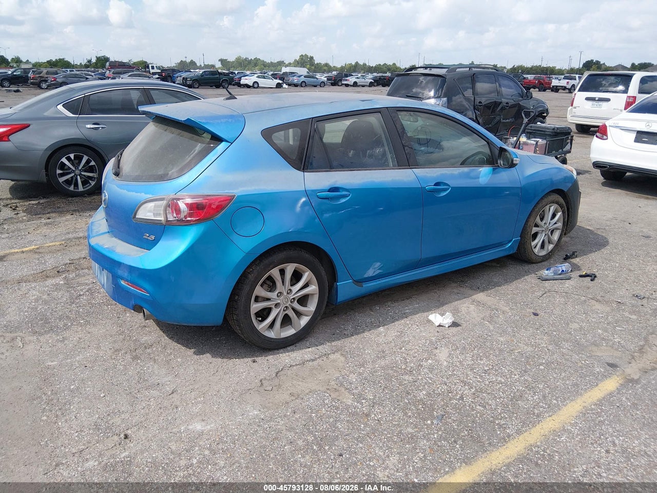 2010 MAZDA MAZDA3 S SPORT · 4/11