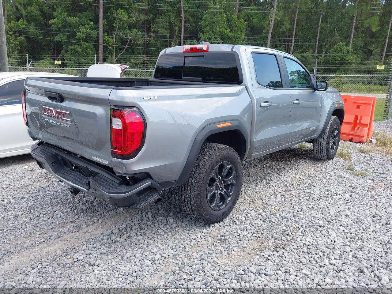 2025 GMC CANYON 4WD ELEVATION · 4/11
