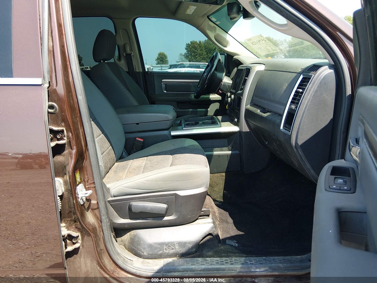 2014 RAM 1500   · 5/11