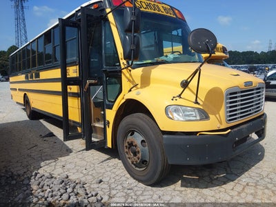 4UZABRDJ29C****** · 2009 FREIGHTLINER CHASSIS B2B